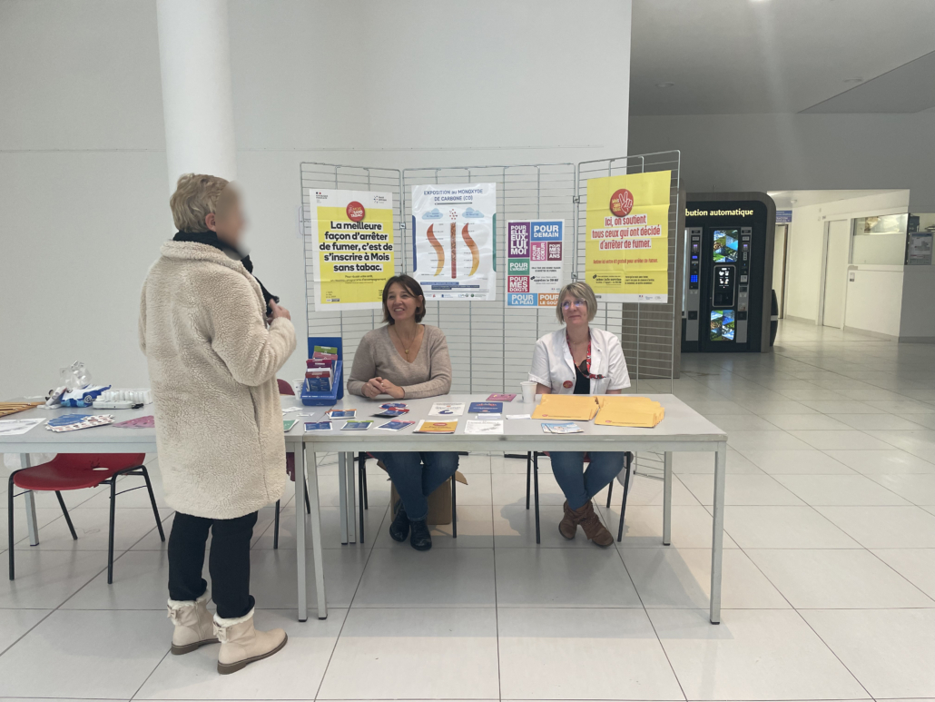 Stand d’informations du Mois Sans Tabac - Centre Hospitalier Emile Durkheim